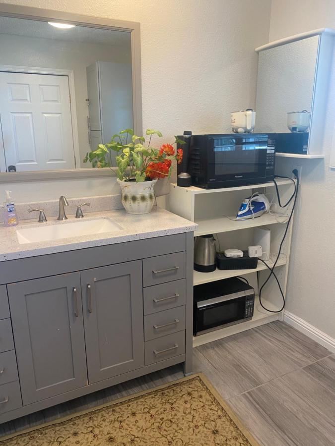 Private Room In Los Angeles With Ac, Strong Wifi, Smart Tv, Work Desk Near Sofi Stadium Extérieur photo