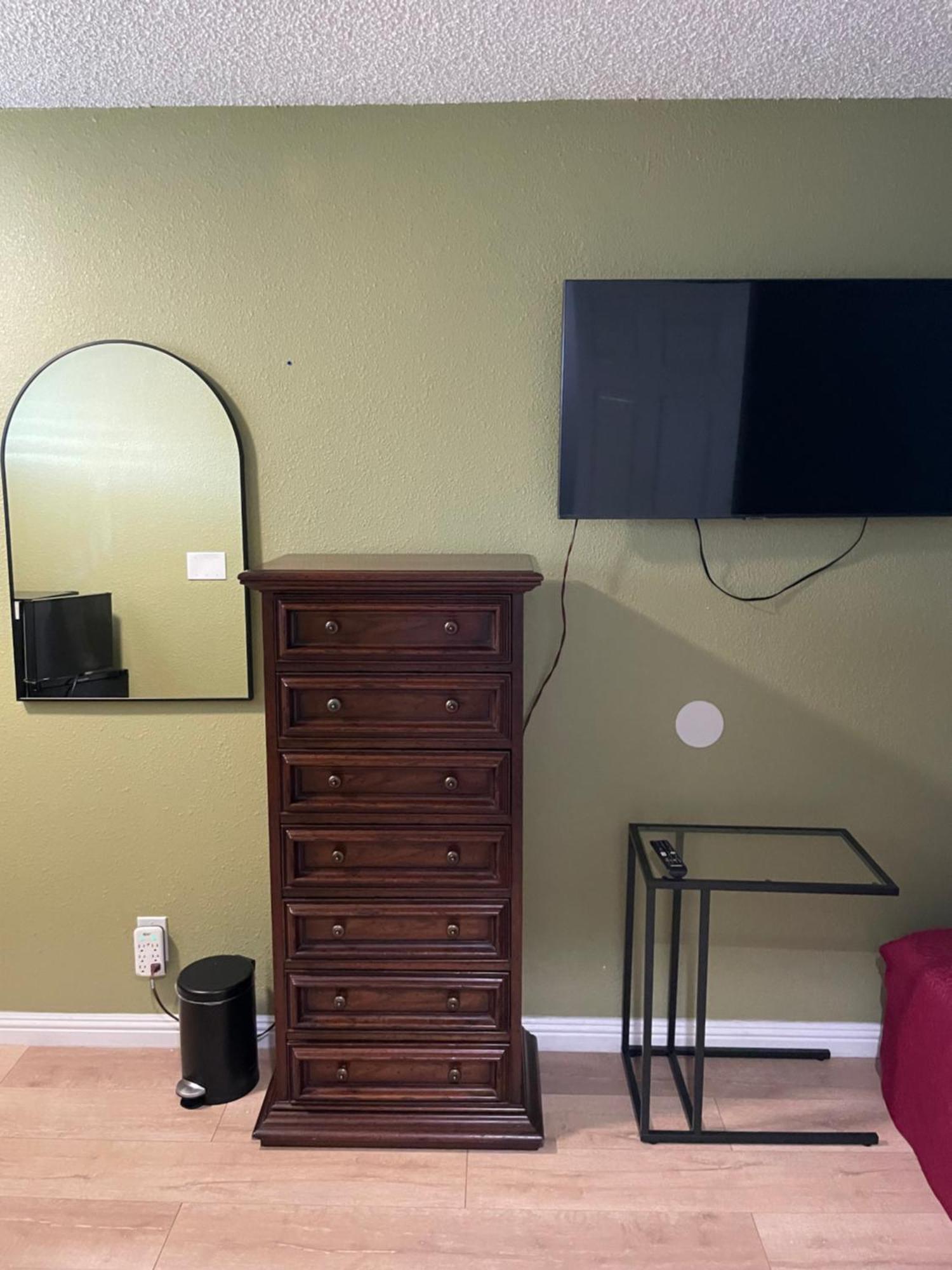 Private Room In Los Angeles With Ac, Strong Wifi, Smart Tv, Work Desk Near Sofi Stadium Extérieur photo