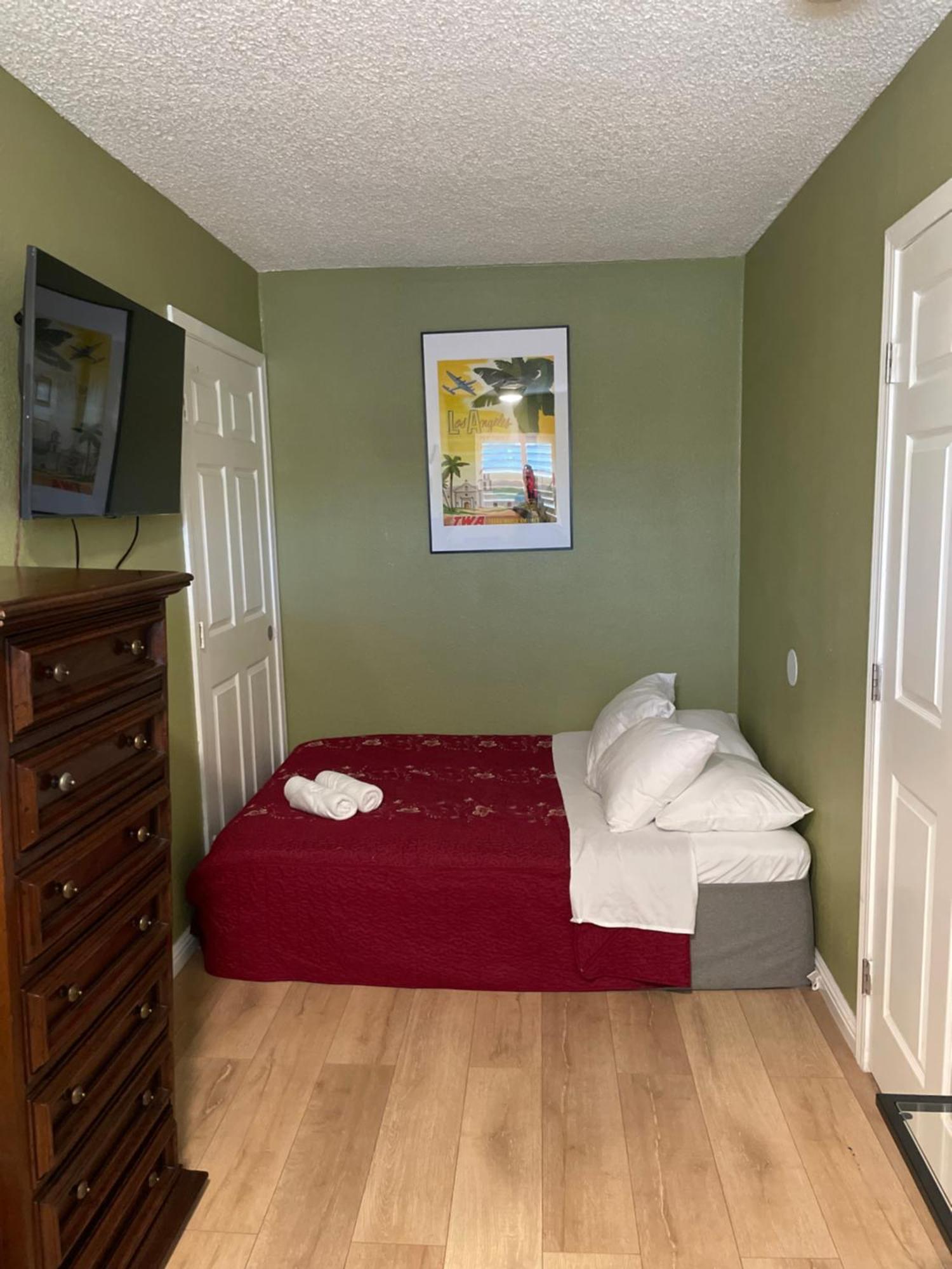 Private Room In Los Angeles With Ac, Strong Wifi, Smart Tv, Work Desk Near Sofi Stadium Extérieur photo