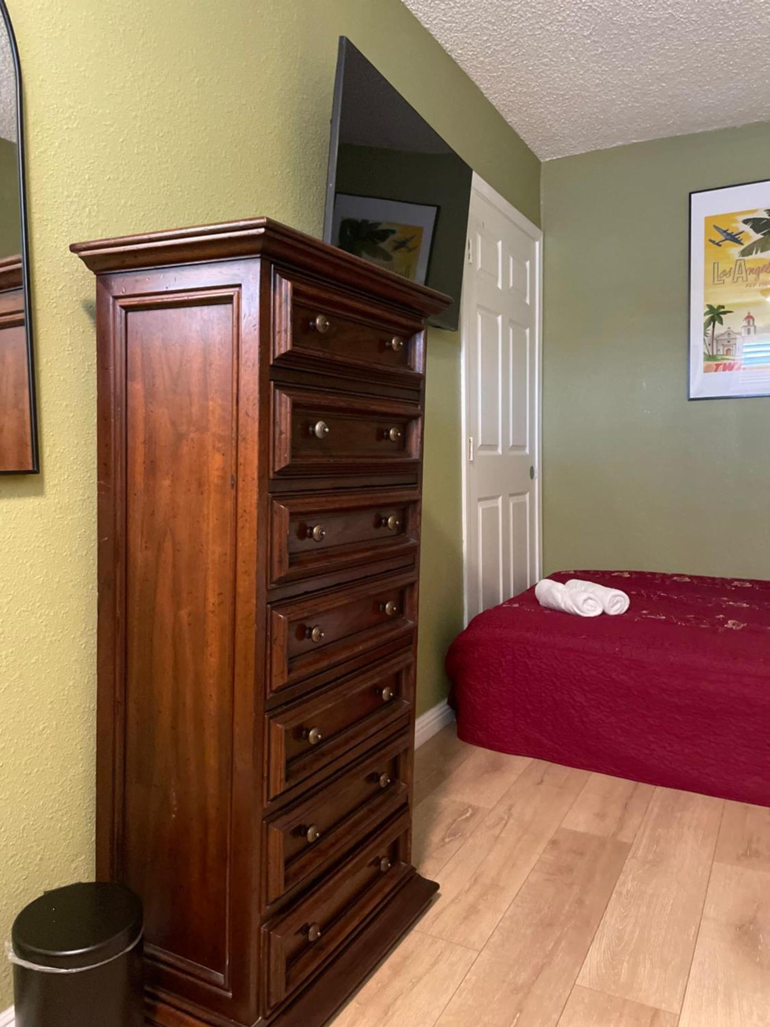 Private Room In Los Angeles With Ac, Strong Wifi, Smart Tv, Work Desk Near Sofi Stadium Extérieur photo